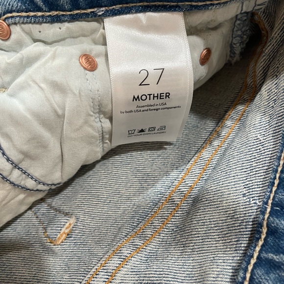 NWT Revolve Mother brand jean shorts in Size 27 (2-4). Sold out online. QUALITY - Picture 9 of 9